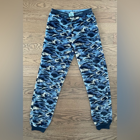 Kids Calvin Klein Pyjama Set - Fleece Bottoms - Blue Camo Print - Picture 4 of 8